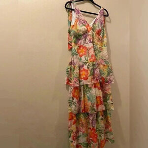 Julia Jordan women’s maxi dress - bright tiered - floral - size 6 - sleeveless